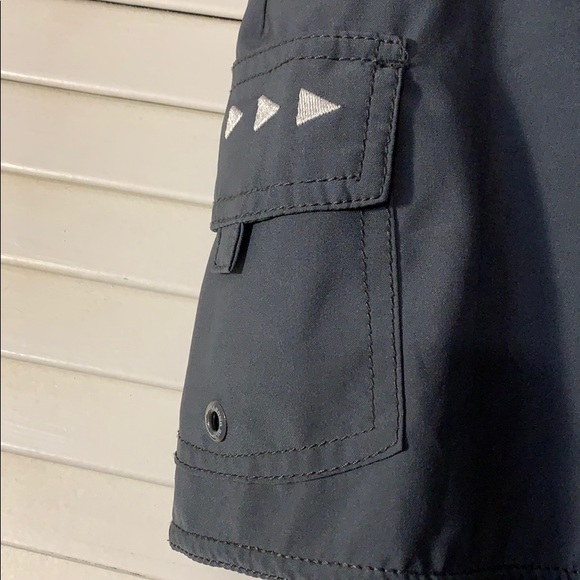 Cute Billabong Shorts - Picture 3 of 10